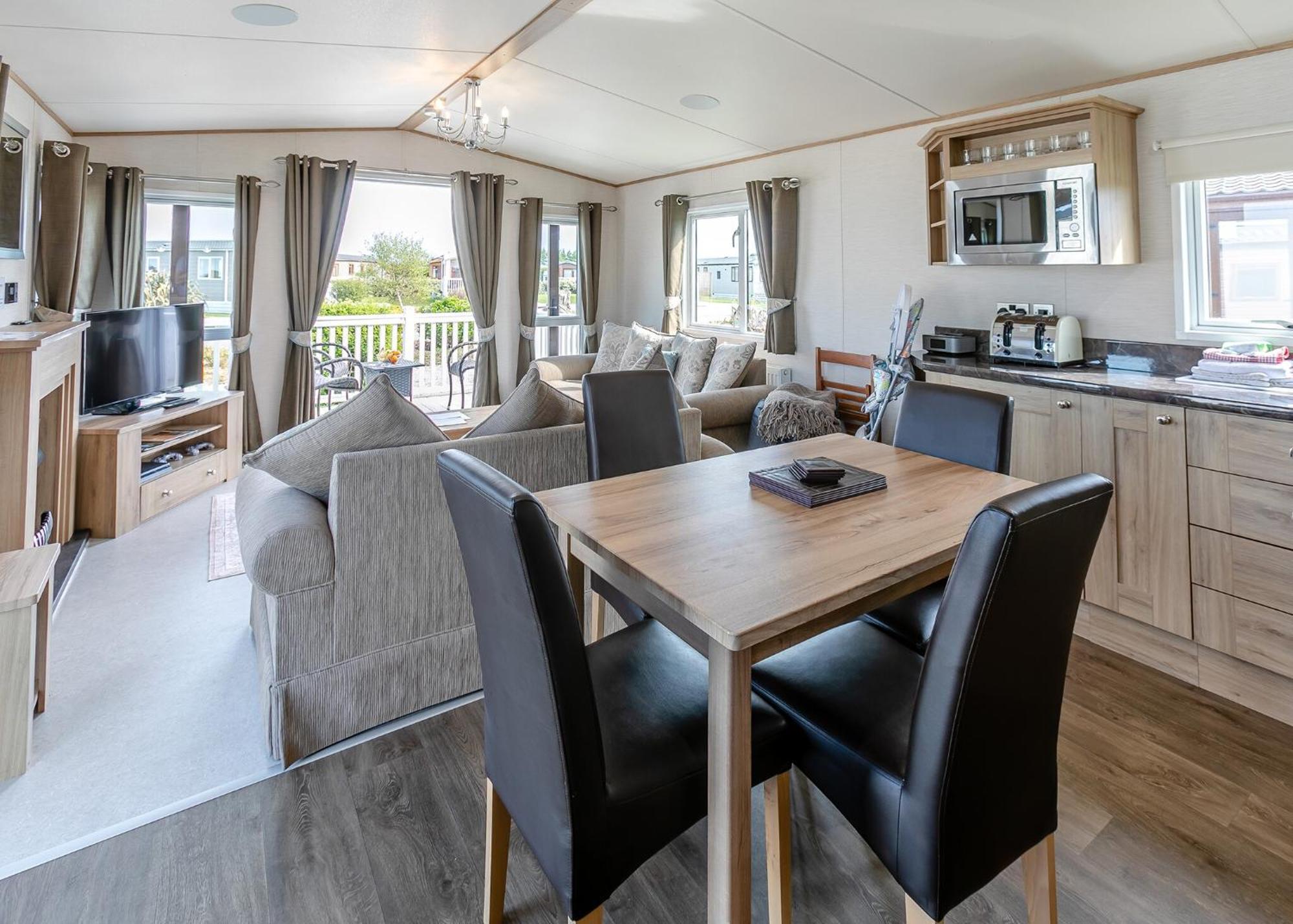 Looe Coastal Retreat Hotell Exteriör bild